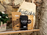 Vyhrajte delikátny balík od Kafíčko a Caffe4U s parádnou taškou