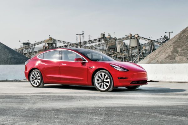 Vyhrajte jazdu na Tesla Model 3
