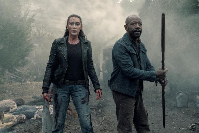 Súťaž so seriálom Fear the Walking Dead o tričko, žabky a pohár