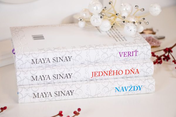 Súťaž o knihy pre ženy - biela romantická séria od Maya Sinay