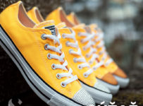 Súťaž o Converse tenisky so Swarovski kryštáľmi