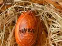 Súťaž o drevené vajíčko z olivového dreva s logom HYZA