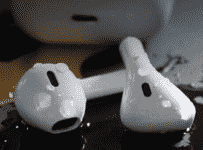 Súťaž o bezdrôtové slúchadlá do uší, airpods Pods i12