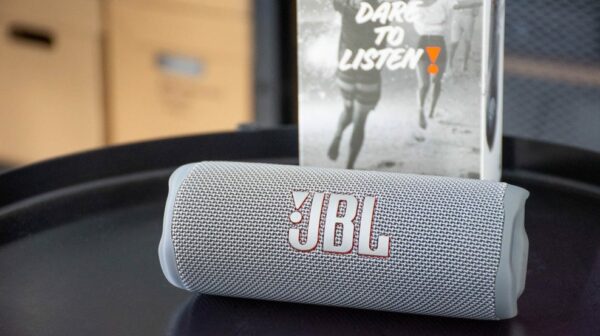 Súťaž o štýlový Bluetooth prenosný reproduktor JBL Flip 6