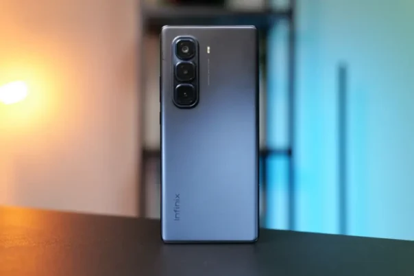 Vyhrajte smartfón Infinix HOT 50 Pro+ 4G