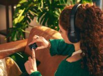 Súťaž o slúchadlá JBL Tour One M3 Smart TX