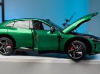 Vyhrajte realistický model auta Xiaomi YU7